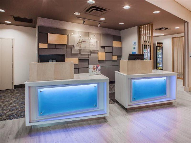 Holiday Inn Express & Suites Onalaska - La Crosse Area By Ihg Esterno foto