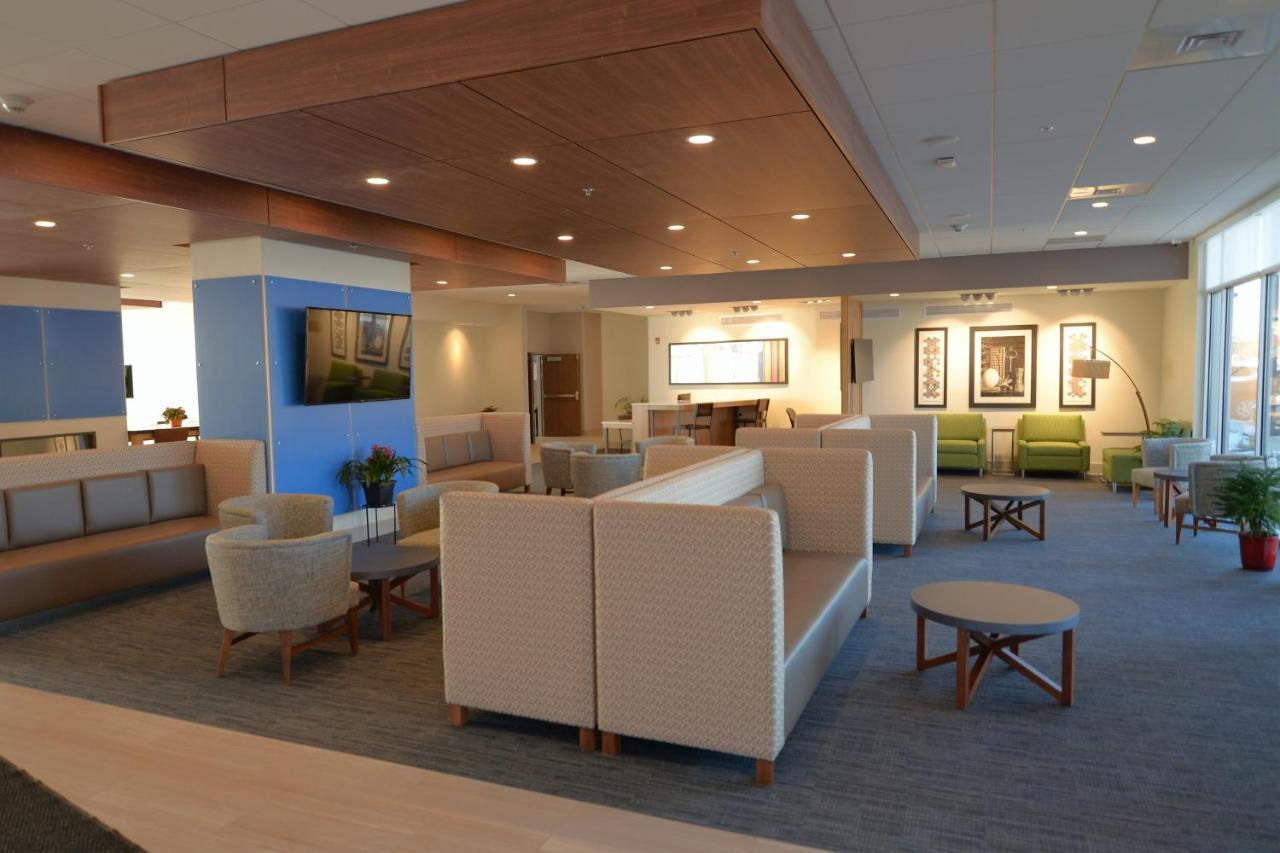 Holiday Inn Express & Suites Onalaska - La Crosse Area By Ihg Esterno foto
