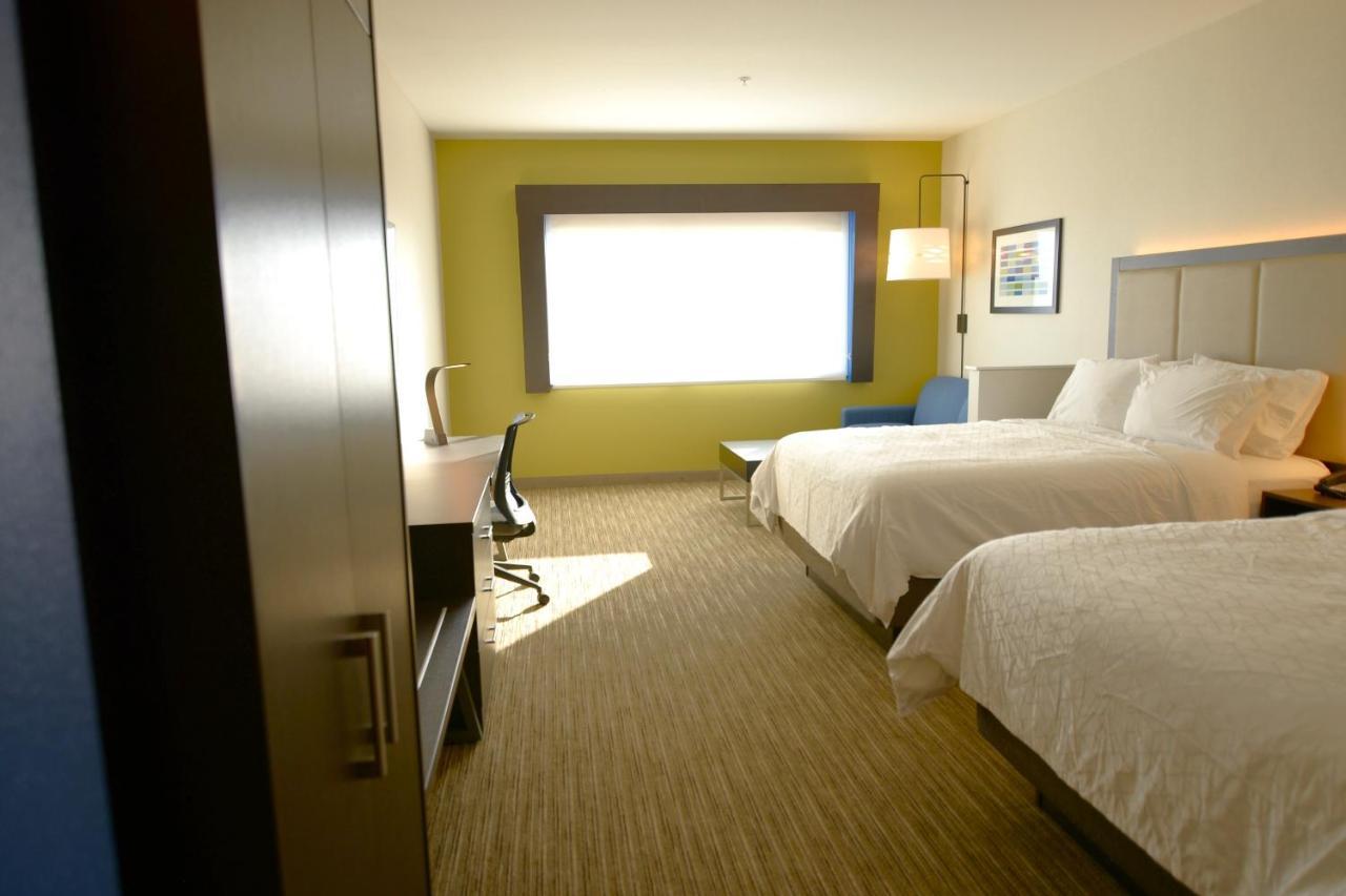 Holiday Inn Express & Suites Onalaska - La Crosse Area By Ihg Esterno foto