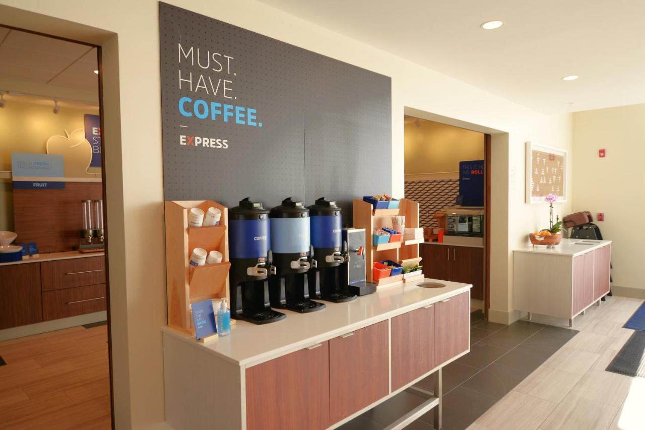 Holiday Inn Express & Suites Onalaska - La Crosse Area By Ihg Esterno foto